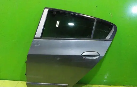 Honda Insight Rear door SP51