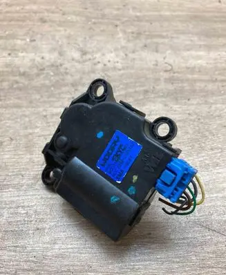 Hyundai ix35 Air flap motor/actuator D332JY9AA02