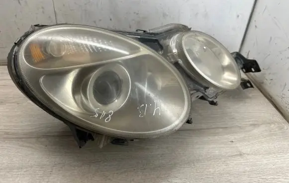 Mercedes-Benz E W211 Headlight/headlamp