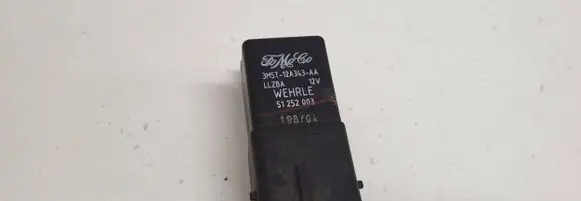 Volvo V50 Glow plug pre-heat relay 3M5T12A343AA