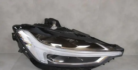 Volvo XC60 Headlight/headlamp 32133549 40000025305883