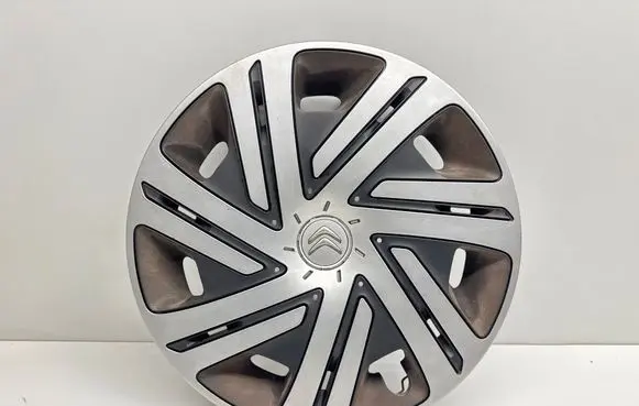 Citroen Berlingo R15 wheel hub/cap/trim 9676868177 9676905177