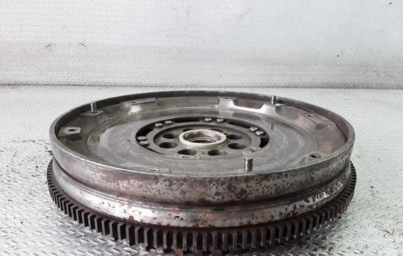 Mercedes-Benz Vito Viano W638 Dual mass flywheel A1110304305