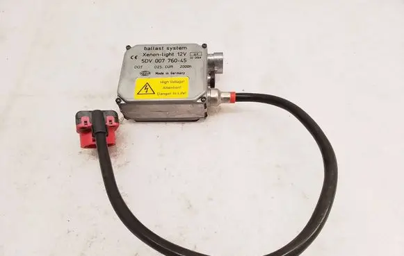 BMW 5 E39 Headlight ballast module Xenon 5DV00776045