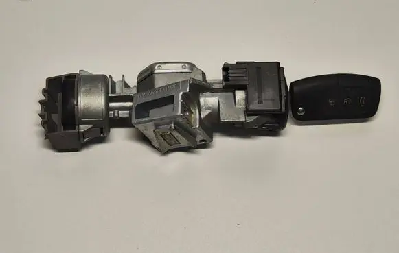Ford Focus Ignition lock 3M513L880AD