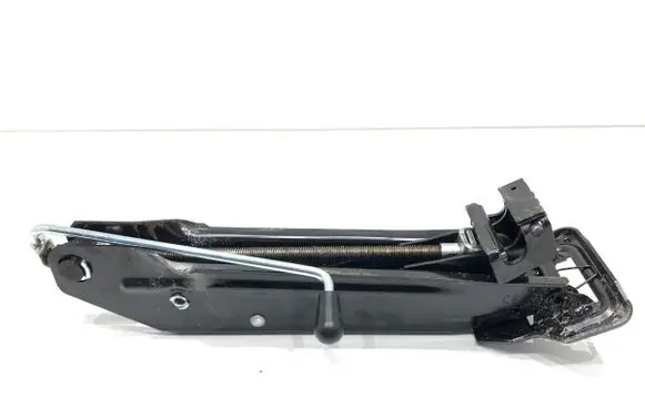 Volkswagen Touareg II Other under body part 7P0011031F