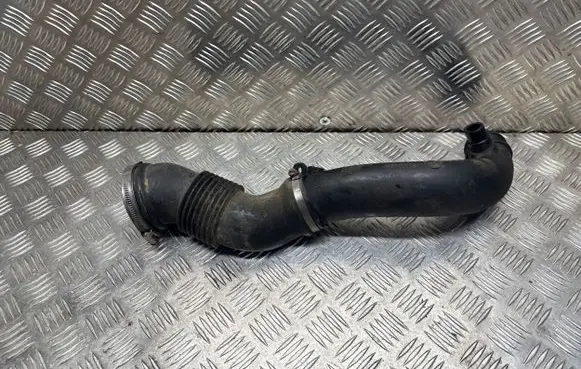 Volvo XC90 Intercooler hose/pipe 30714480