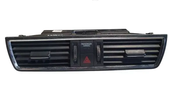 Seat Toledo IV (NH) Dash center air vent grill 5JA820951B 0858100001