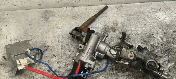 Toyota Avensis T250 Electric power steering pump 