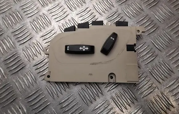 Volvo S60 Seat heating switch 31300476