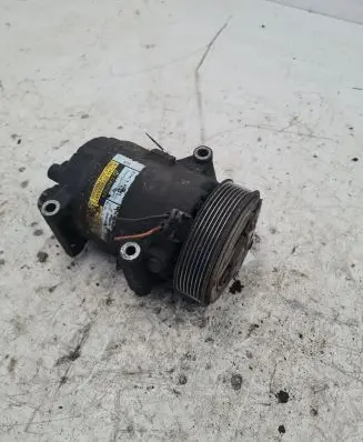 Renault Laguna II Air conditioning (A/C) compressor (pump)