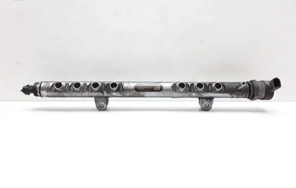 Volvo V60 Fuel main line pipe 0445215025 30777759
