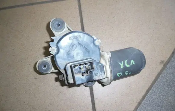 Nissan Patrol Y61 Wiper motor