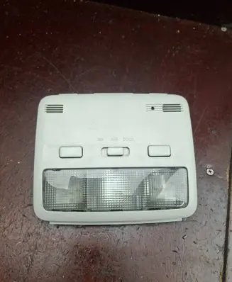 Toyota Avensis T250 Front seat light 17670010 8126305071B0