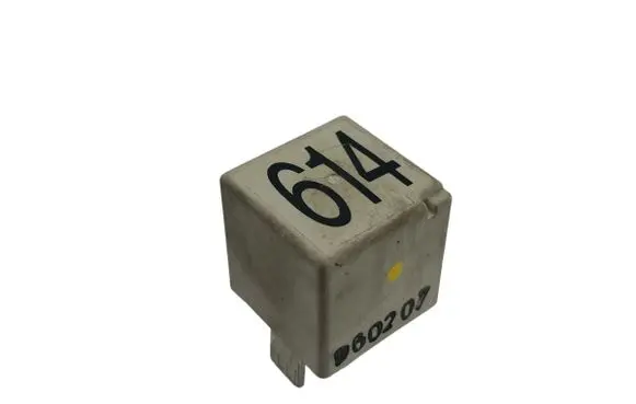 Audi A6 S6 C6 4F Other relay 8E0951253 614 4h0951253
