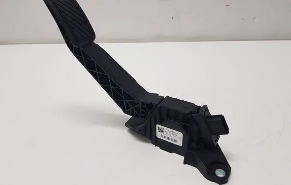 Ford Puma Accelerator throttle pedal H1BC9F836A1E