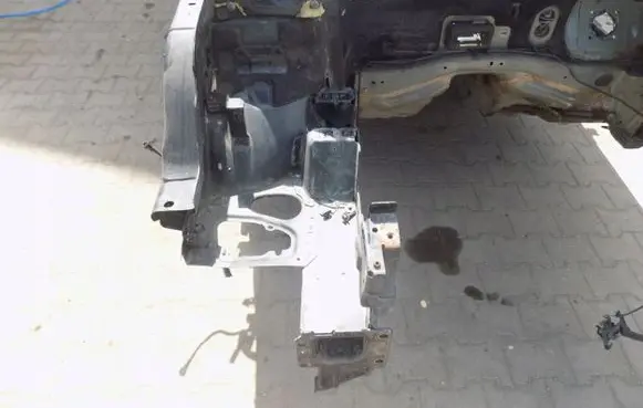 Peugeot 308 SW Front side member 20DP56