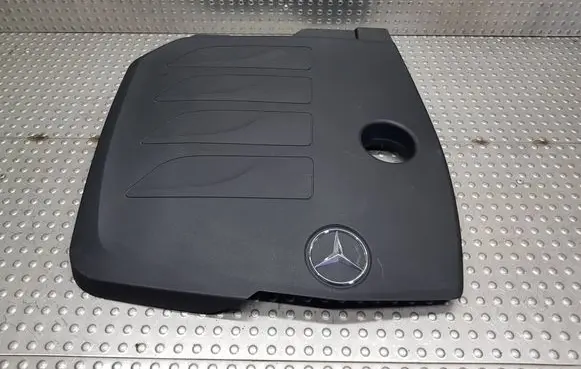Mercedes-Benz C W205 Engine cover (trim) S27720260 A2640102400