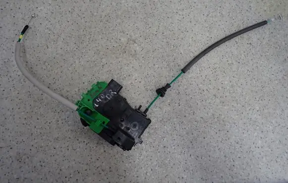 Hyundai i40 Rear door lock 814203Z000