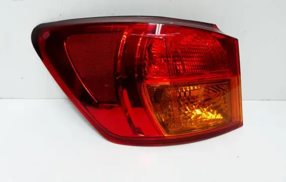 Lexus IS 220D-250-350 Rear/tail lights