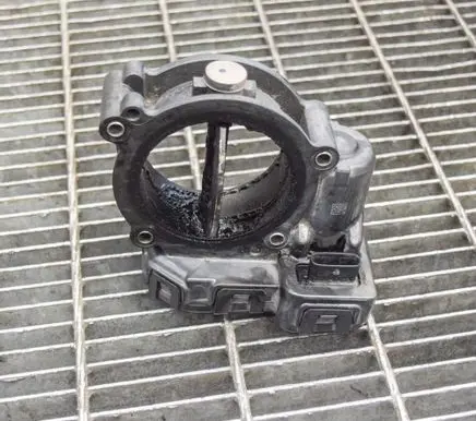 Mercedes-Benz C W204 Throttle valve 0280750239 A6510900070