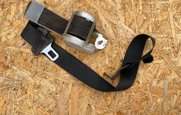 Opel Signum Front seatbelt 0402050