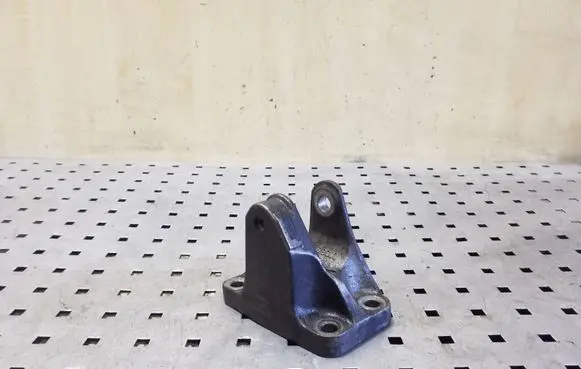 Mini Cooper Countryman R60 Engine mounting bracket 22119804893 9804893