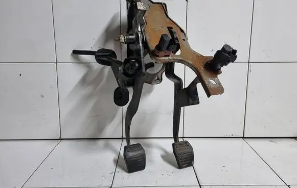 Ford Transit Pedal assembly 8C162450 6C112450DF