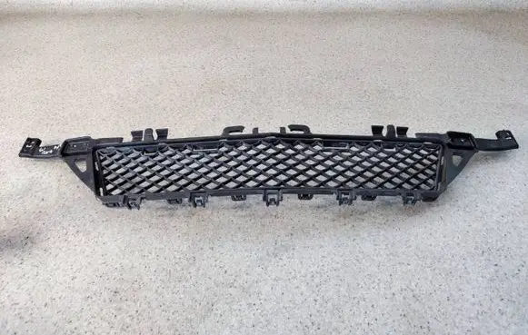 Mercedes-Benz E C207 W207 Front bumper lower grill A2078850423