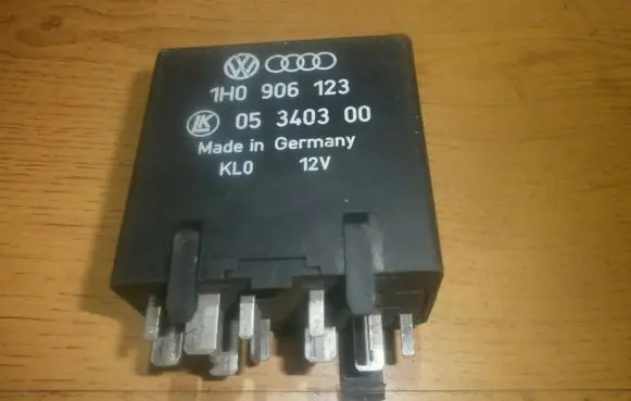 Audi A4 S4 B5 8D Other control units/modules 1h0906123