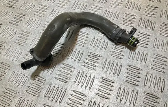 Audi Q2 - Vacuum line/pipe/hose 04E103175D