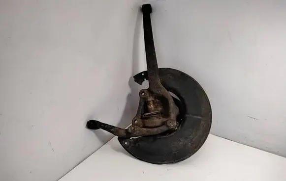 Mercedes-Benz W123 Front wheel hub