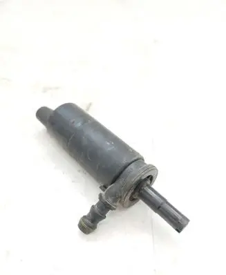 BMW 7 E65 E66 Headlight washer pump 8377613