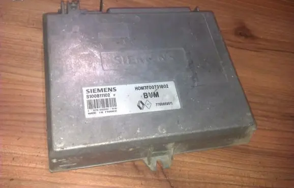Renault 19 Engine control unit/module 7700731802 s100811102