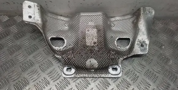 Porsche Macan (95B) Exhaust heat shield 8R0521443