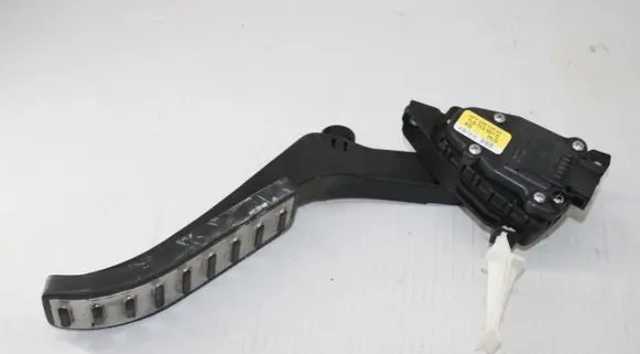 Porsche Cayenne (92A) Accelerator throttle pedal 7L0723507D