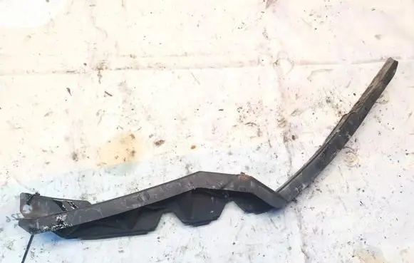 Front bumper mounting bracket