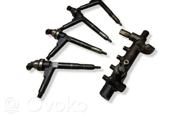 Opel Astra H Fuel injector 897313861