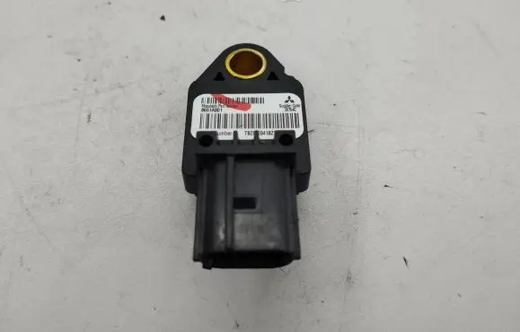 Peugeot 4007 Airbag deployment crash/impact sensor 8651A001 TBZME0418Z2922