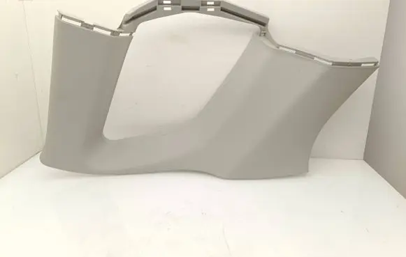 (D)pillar trim (top)
