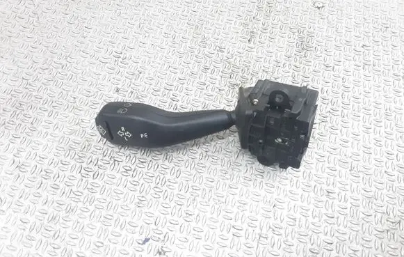BMW 5 E39 Indicator stalk 8363668
