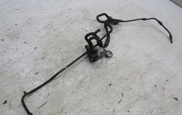 Volkswagen Sharan Valve vacuum GMAUTO4574097