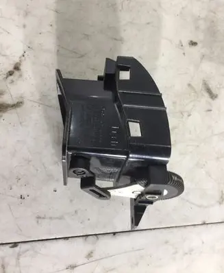 Mercedes-Benz Sprinter W901 W902 W903 W904 Dashboard side air vent grill/cover trim A9016893239