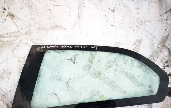 Alfa Romeo 147 Rear side window as2
