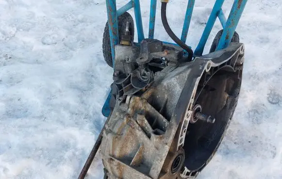 Renault Laguna III Manual 6 speed gearbox TL4A017 7701700565