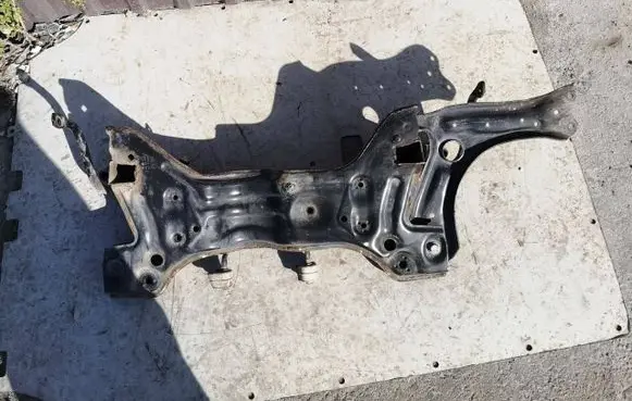 Seat Toledo IV (NH) Front subframe 6R0199315A 6C0199315