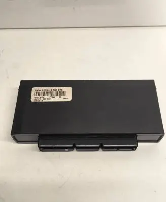 BMW 7 E32 Comfort/convenience module 61358350375 085073050 177345