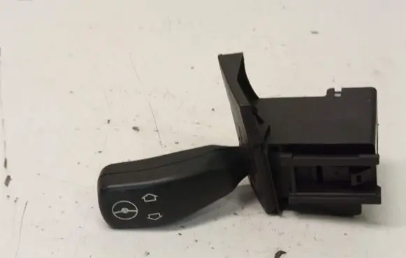 BMW X5 E53 Steering wheel adjustment switch 8373901