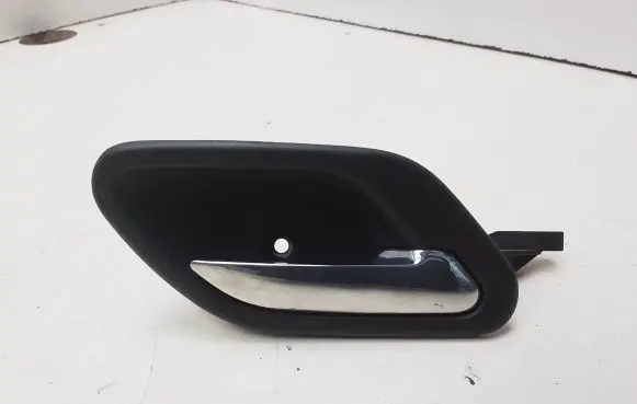 BMW 5 E39 Rear door interior handle 8226050
