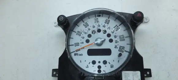 Mini One - Cooper R50 - 53 Speedometer (instrument cluster) 67379411 6211